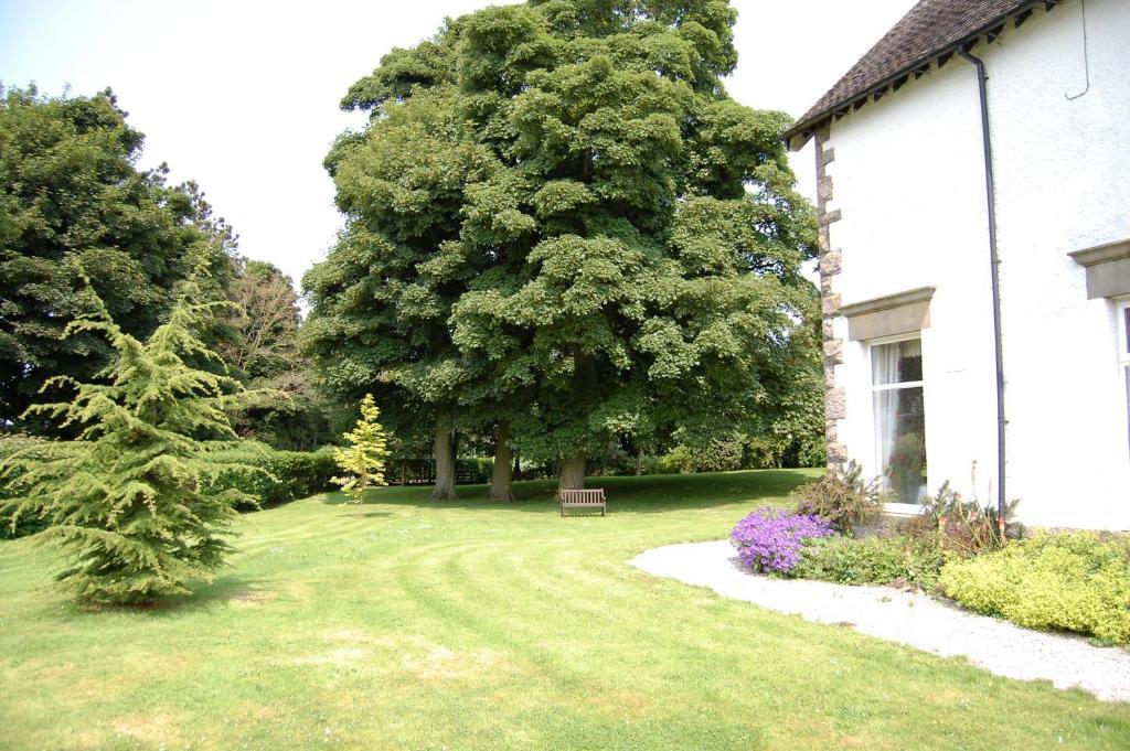 Newton House Hotel Alstonfield ภายนอก รูปภาพ